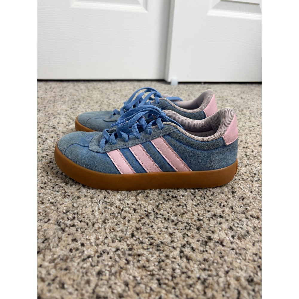 Adidas Kids Sneakers Size 2 VL Court 3.0 Suede Gum Sole Blue Pink KJ8592